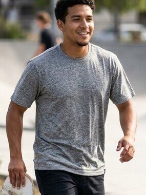 NWT Dikotomy Short Sleeve T-Shirt Medium